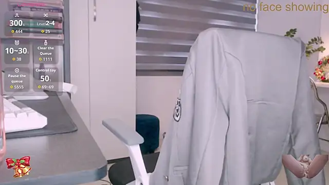 Snapshot of Shyn__ chatting on 12-03-25, 03:58 Shyn online show from 12-03-25, 03:58