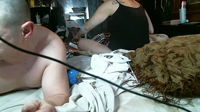 Snapshot of Deepsounding8585 chatting on 03-15-26, 05:02 Deepsounding8585 online show from 03-15-26, 05:02