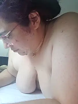 karlythothxh online show from 02-19-25, 04:44