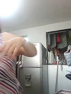karlythothxh online show from 03-04-25, 06:29