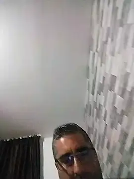 Snapshot of ADRIAN_ADI40 chatting on 06-10-26, 07:24 ADRIAN ADI40 online show from 06-10-26, 07:24