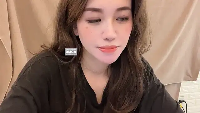 Snapshot of Tw_Zoella chatting on 03-03-25, 07:21 Tw Zoella online show from 03-03-25, 07:21