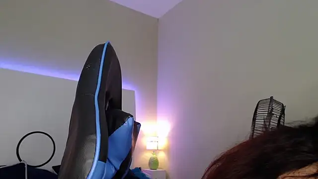 ChantalPetit online show from 11-29-25, 04:21