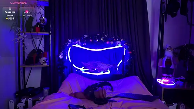 CyberXGoddess online show from 12-27-24, 02:47