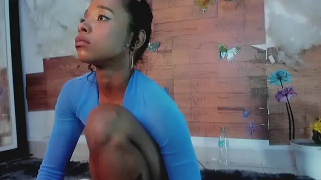 Snapshot of kelly_thomson chatting on 01-22-25, 03:52 kelly thomson online show from 01-22-25, 03:52