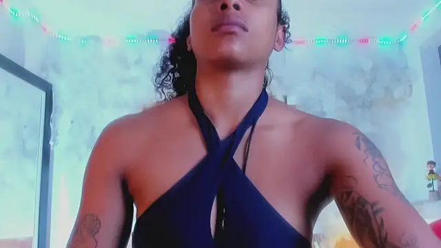 Snapshot of kelly_thomson chatting on 02-27-25, 12:02 kelly thomson online show from 02-27-25, 12:02