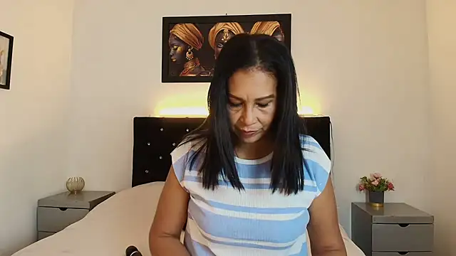 Shanon mature online show from 06-24-26, 07:24