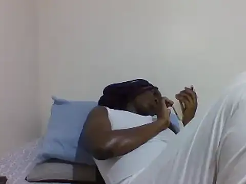 sweetelle09 online show from 02-20-25, 07:08