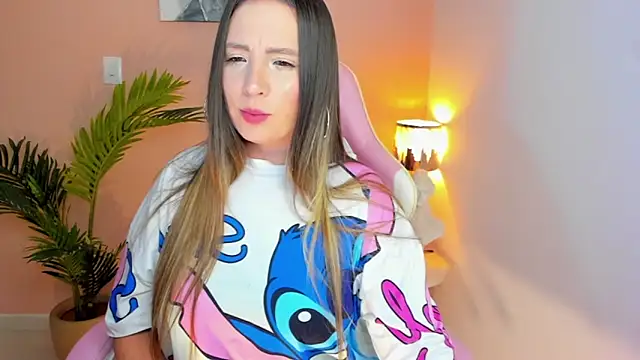 HannaMiller 1 online show from 07-12-26, 07:21