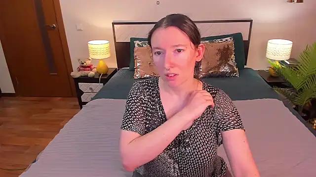 CatherineWalls online show from 05-26-26, 03:13
