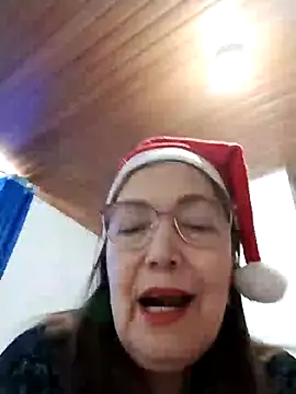 Snapshot of Vicky_Rosse chatting on 12-15-24, 04:37 Vicky Rosse online show from 12-15-24, 04:37