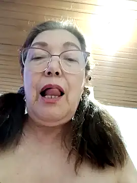 Snapshot of Vicky_Rosse chatting on 02-02-25, 04:11 Vicky Rosse online show from 02-02-25, 04:11