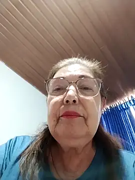 Snapshot of Vicky_Rosse chatting on 10-11-25, 03:54 Vicky Rosse online show from 10-11-25, 03:54