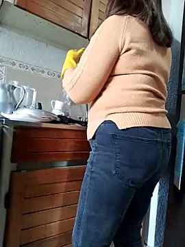 Vicky Rosse online show from 01-18-26, 05:50