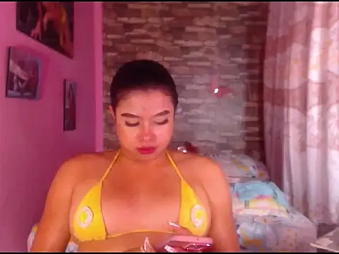 katrinawillff online show from 02-26-25, 06:11