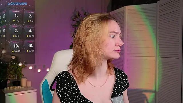 Ramona    online show from 04-12-26, 06:07