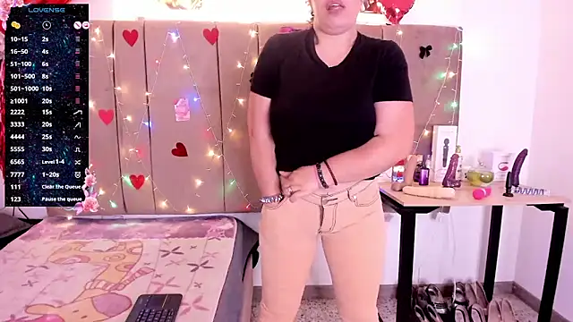 Zaly mature online show from 12-04-25, 01:26