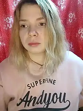 Zuli Kiska online show from 12-28-24, 11:41