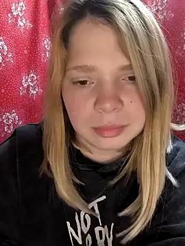 Zuli Kiska online show from 03-13-25, 11:38