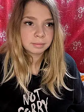 Zuli Kiska online show from 11-08-25, 11:43