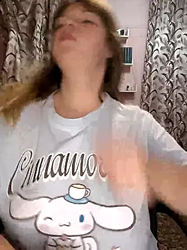 Zuli Kiska online show from 07-28-26, 06:53