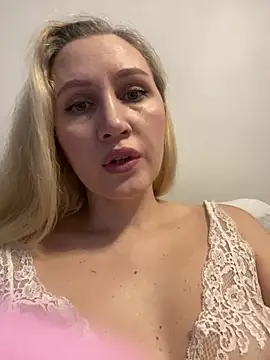 YourBlondee online show from 02-13-25, 02:12