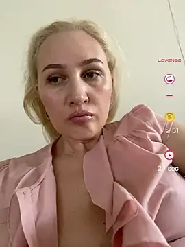 YourBlondee online show from 06-16-26, 01:41