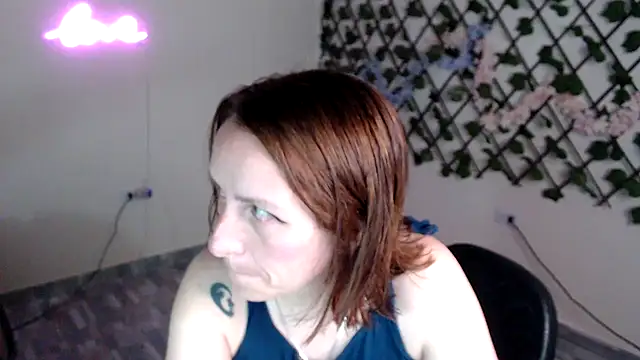 kittykalor09 online show from 04-14-26, 02:06