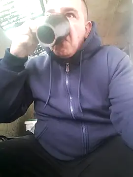 Snapshot of Konj12300 chatting on 11-18-25, 06:40 Konj12300 online show from 11-18-25, 06:40