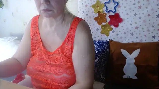 QueenLana online show from 12-22-25, 06:32