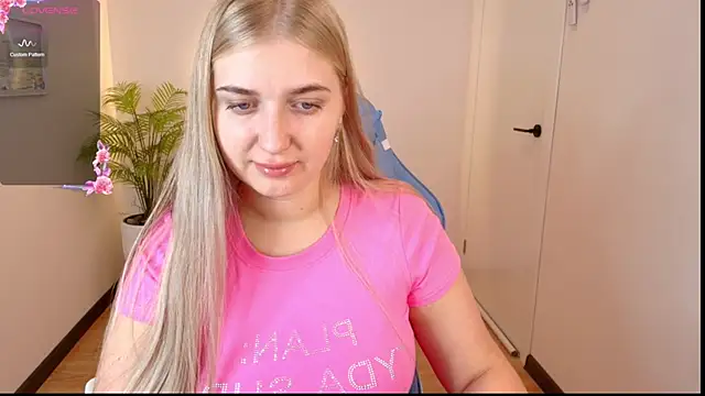 Adr1ana  online show from 09-19-25, 02:35