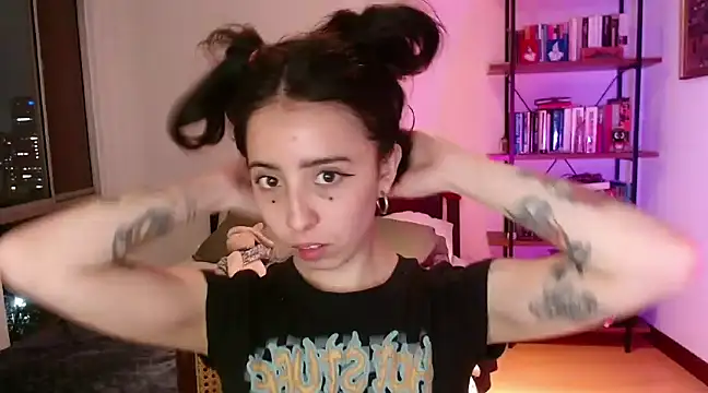 babyluna 8 8 online show from 02-27-25, 02:42