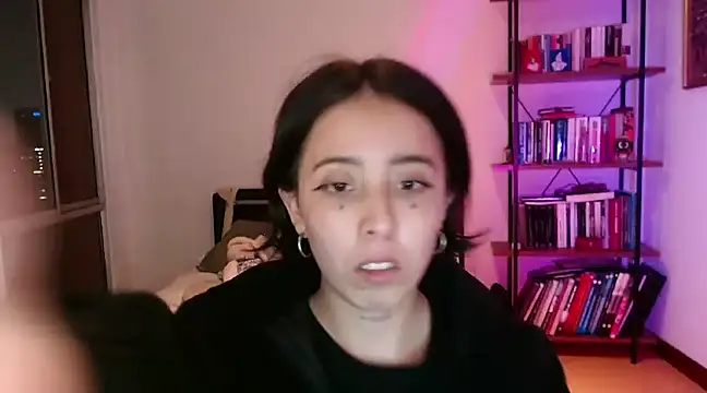 babyluna 8 8 online show from 02-27-25, 05:45