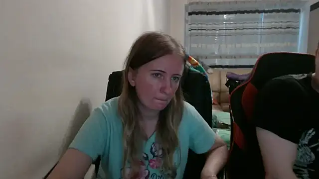 PeterAndJen online show from 09-14-25, 05:23