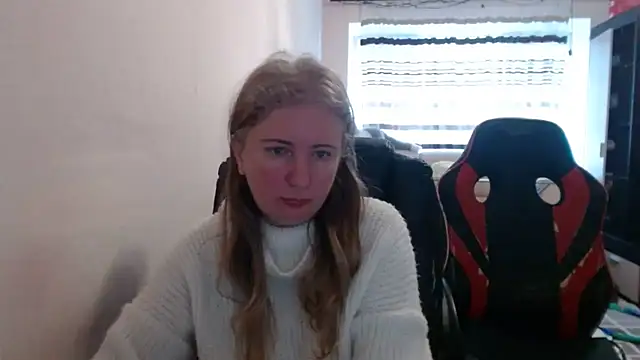 PeterAndJen online show from 03-04-26, 07:36