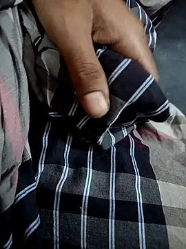 Lover choice online show from 10-22-25, 04:40