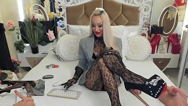 hotgirlsmoking 69xxx online show from 09-14-25, 03:00