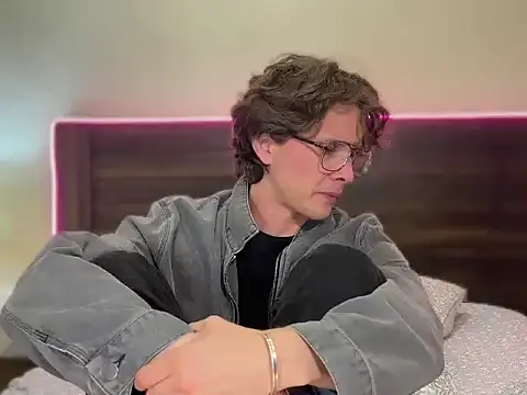 mcklister kinky feets online show from 03-15-26, 08:42