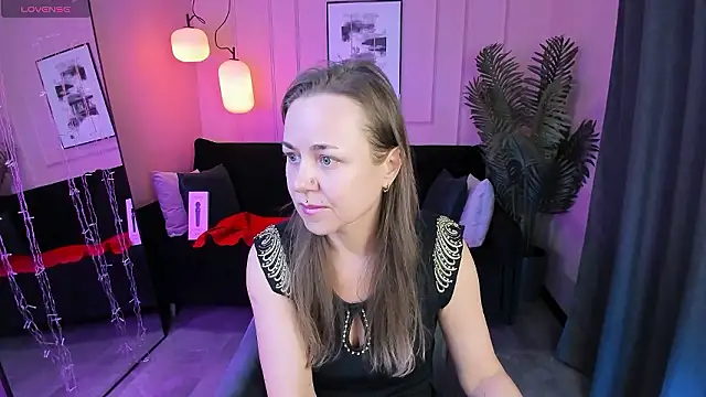 Snapshot of GabrielGold chatting on 03-05-26, 08:16 GabrielGold online show from 03-05-26, 08:16