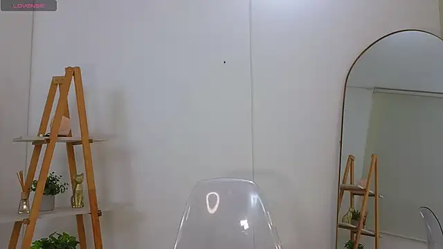 bella  adams online show from 04-16-26, 11:44