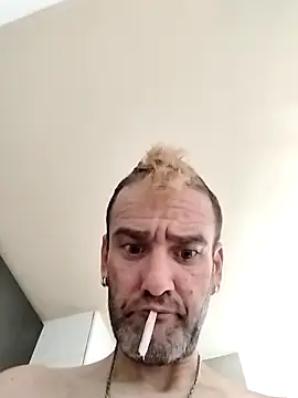 Snapshot of raulacab chatting on 06-17-26, 06:38 raulacab online show from 06-17-26, 06:38