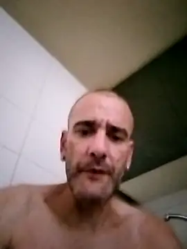 Snapshot of raulacab chatting on 06-30-26, 01:23 raulacab online show from 06-30-26, 01:23