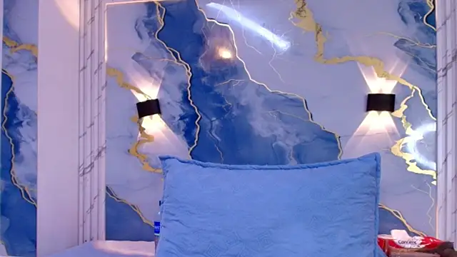 Snapshot of lorrayne_ chatting on 10-09-25, 12:14 lorrayne online show from 10-09-25, 12:14