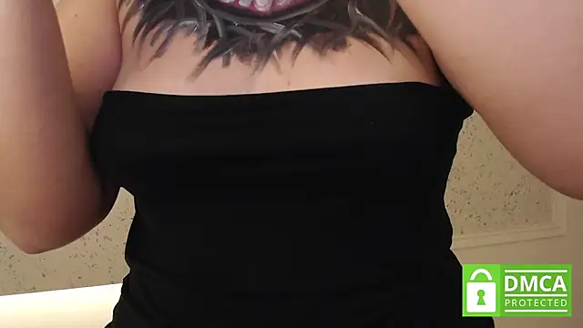 mollywayne online show from 10-30-25, 04:52