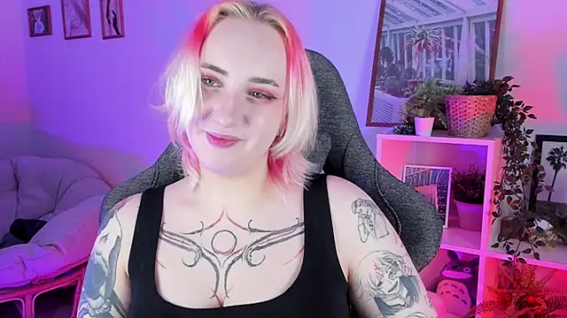 AsheLucker online show from 03-02-25, 02:08