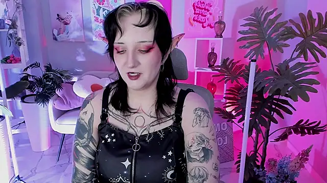 AsheLucker online show from 11-07-25, 11:16