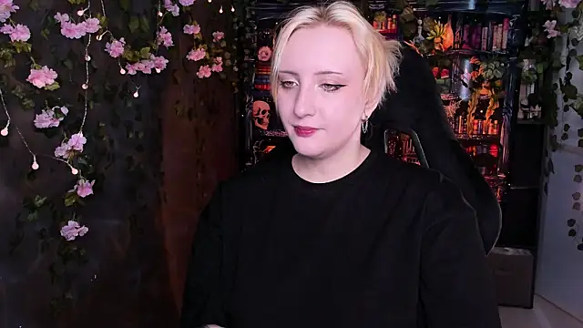 AsheLucker online show from 06-10-26, 06:45