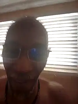 Snapshot of Lonelynudist59 chatting on 02-11-26, 12:43 Lonelynudist59 online show from 02-11-26, 12:43