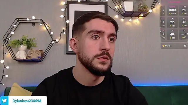 Dylan Best online show from 12-26-24, 04:25