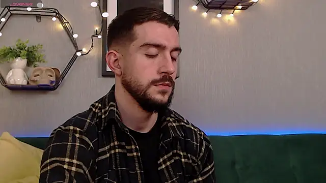 Dylan Best online show from 12-27-24, 12:29